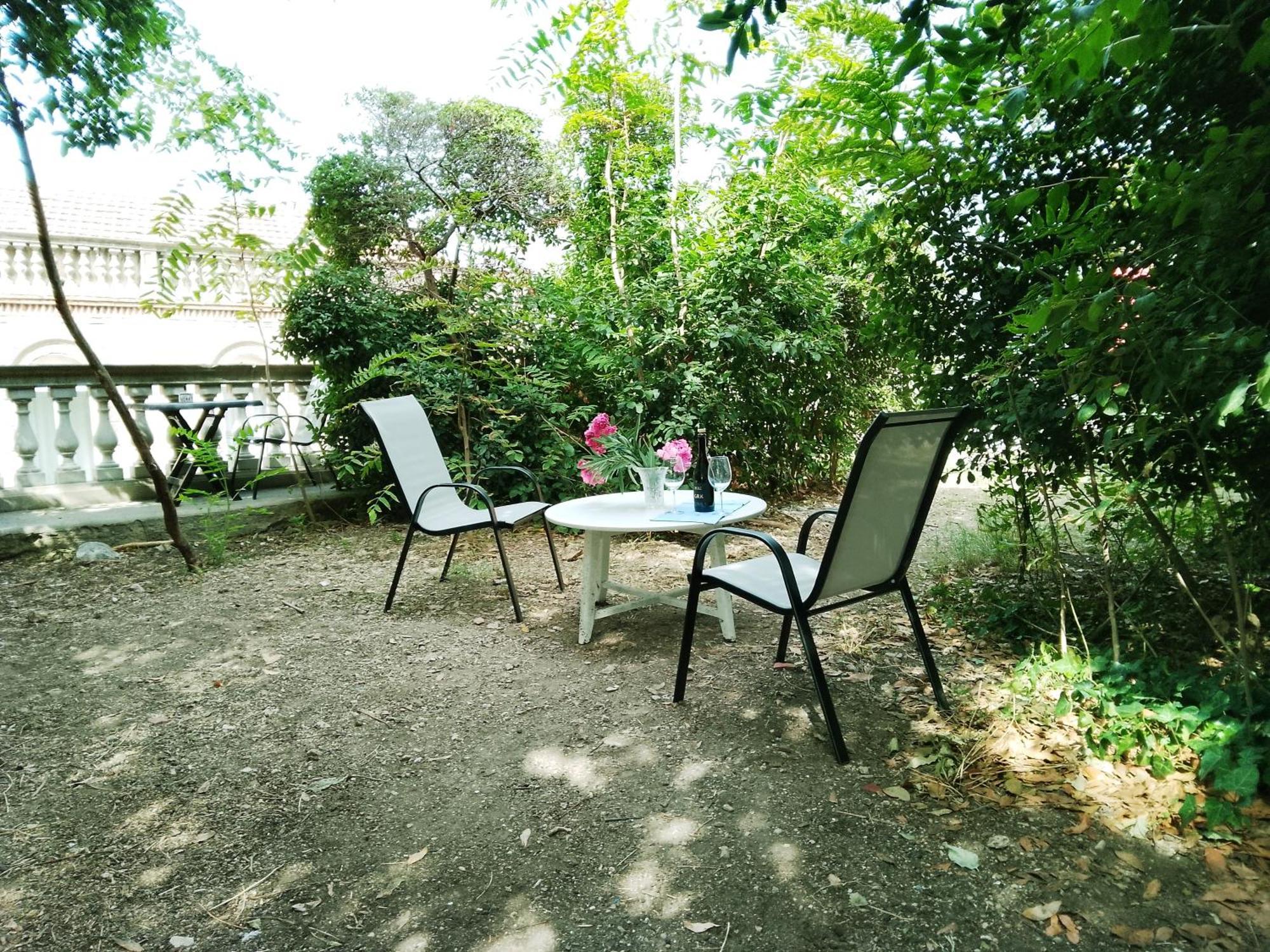 Garden In The Center Apartment Сплит Екстериор снимка